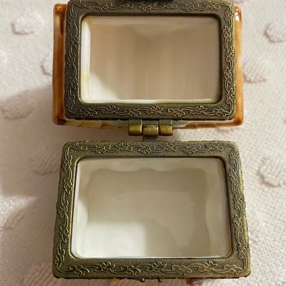 Bird House Trinket Box - Picture 7 of 8